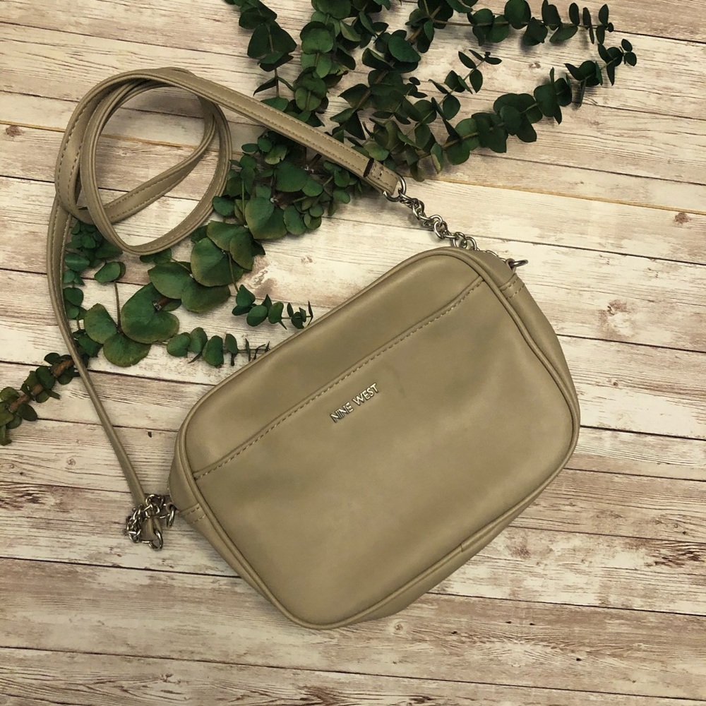 Nine West nude shoulder/cross body purse